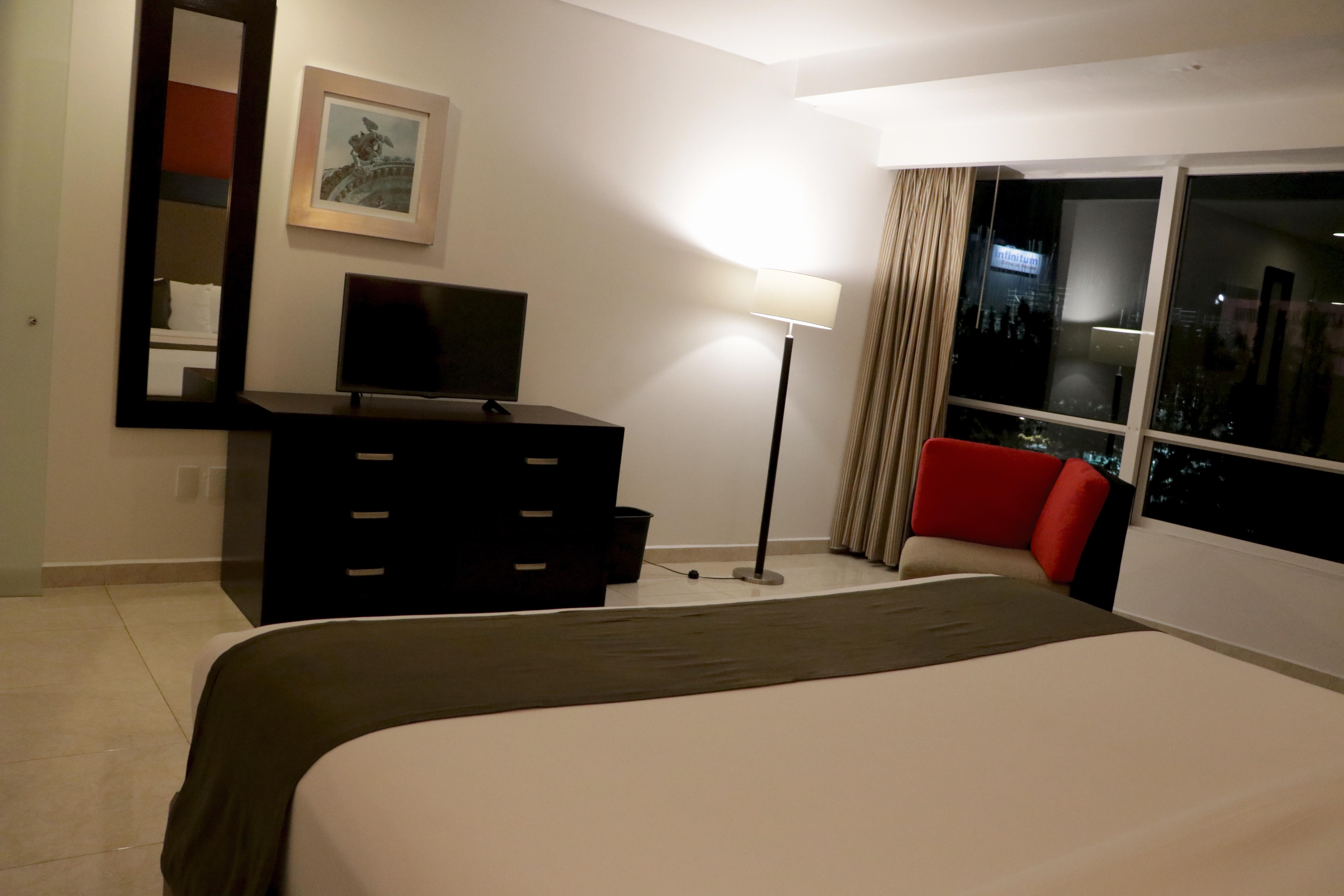 Hotel & Suites Pf Kota Meksiko Bagian luar foto