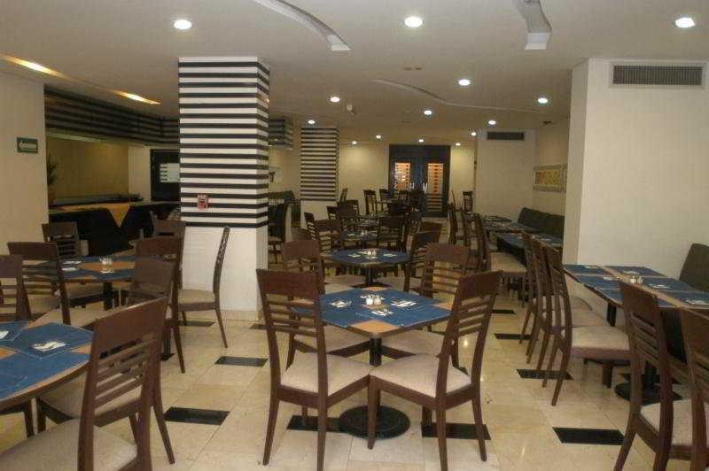 Hotel & Suites Pf Kota Meksiko Restoran foto
