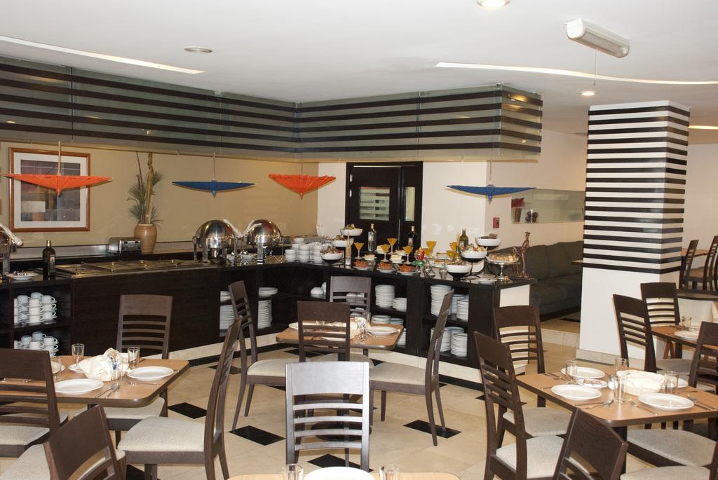 Hotel & Suites Pf Kota Meksiko Bagian luar foto